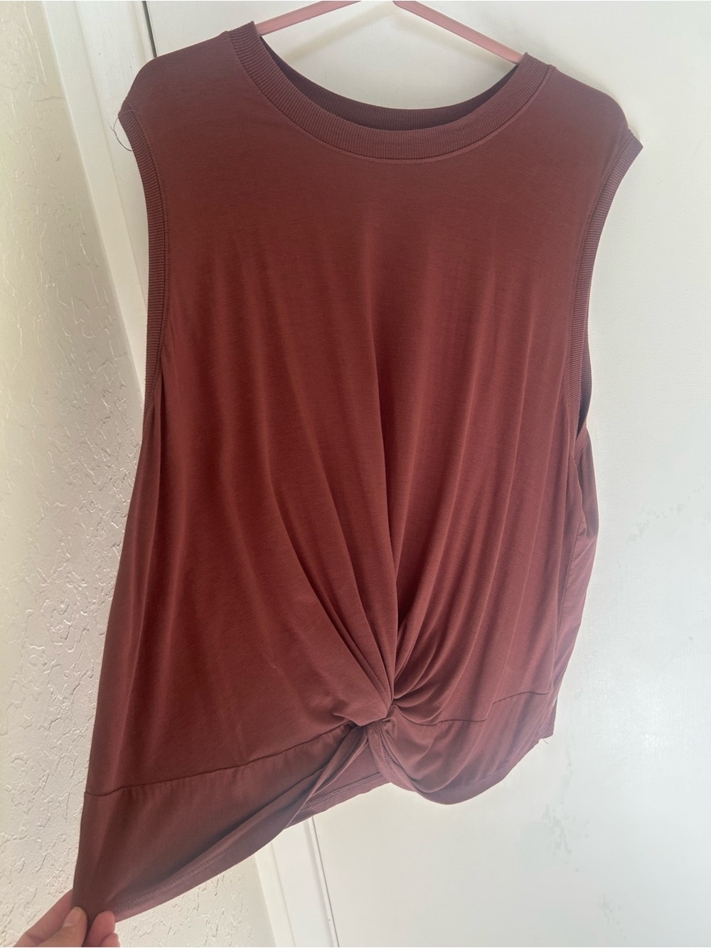 Zella Rust Twist-Front Sleeveless Tank